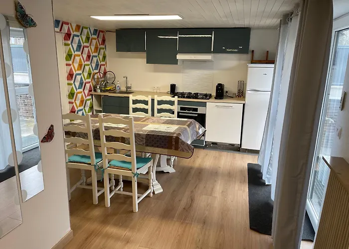 Chaleureux Appartement - Estrade